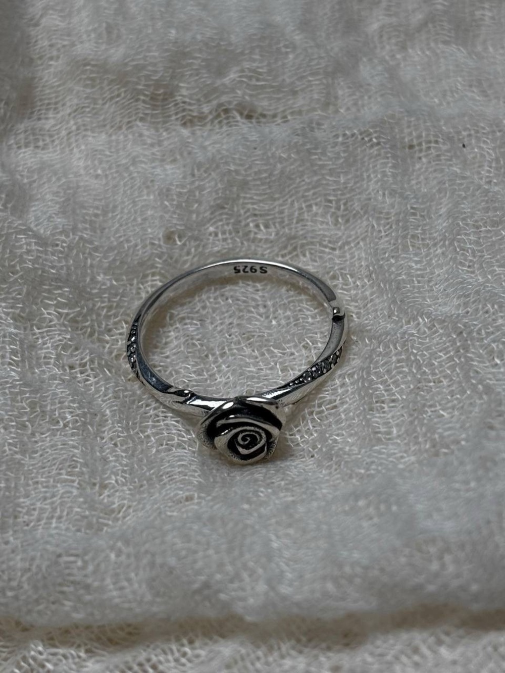 925 Sterling Silver Rose Accent Women's Ring, Size 8 - Picture 2 of 4